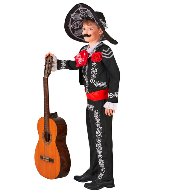 Mariachi kostuum jongens zijaanzicht met kort colbert, rode satijnband en gitaar