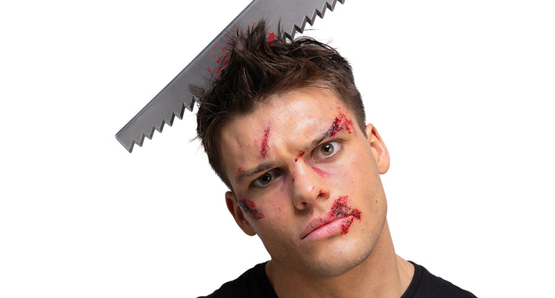 Diadeem zaag in hoofd