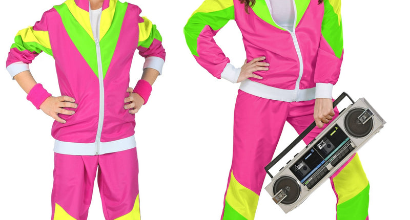 Jaren 80 trainingspak kinderen in neonroze met groen-gele vlakken, gedragen door jongen en meisje