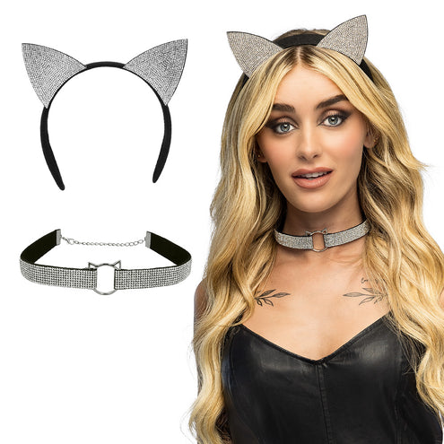 Accessoireset Diamond cat Catwoman met strass kattenoren en halsband, los getoond en gedragen bij een zwarte jurk