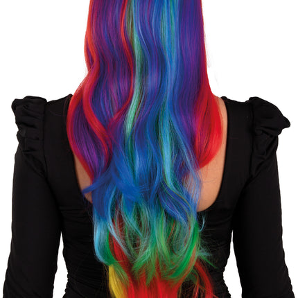 Achterkant lange regenboogpruik Selena met paarse, blauwe, groene en gele krullen tot op de rug