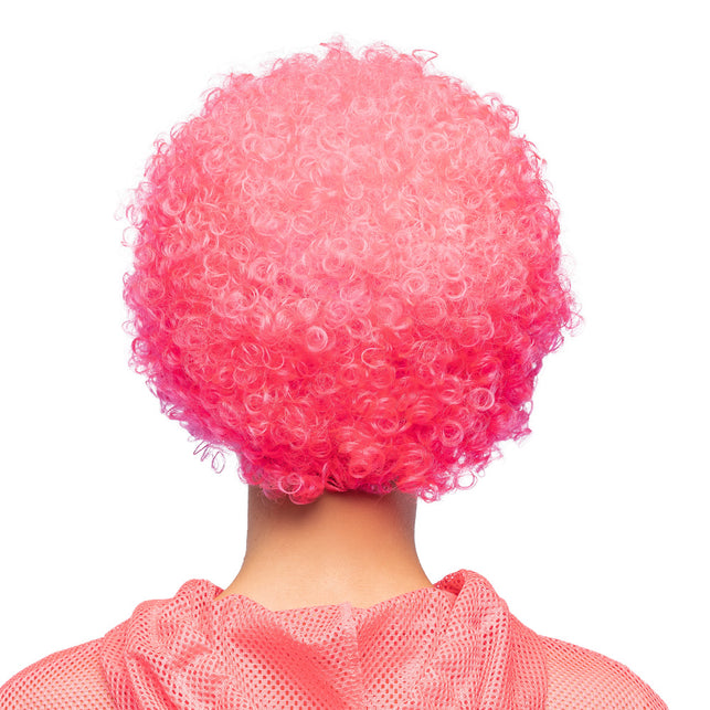 Achterkant van de neonroze krullenpruik met bolvormige krullenmassa
