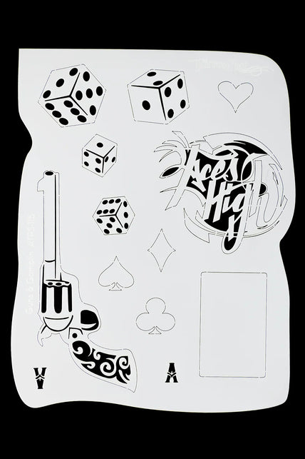 Airbrush sjabloon Guns en Gamblin met revolver, dobbelstenen en kaartsymbolen voor casinotattoos