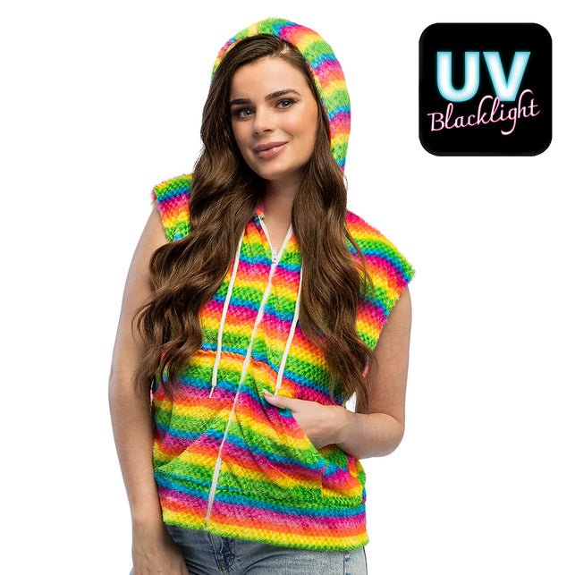 Bodywarmer Fluffy regenboog met horizontale strepen tot in de capuchon, festivallook