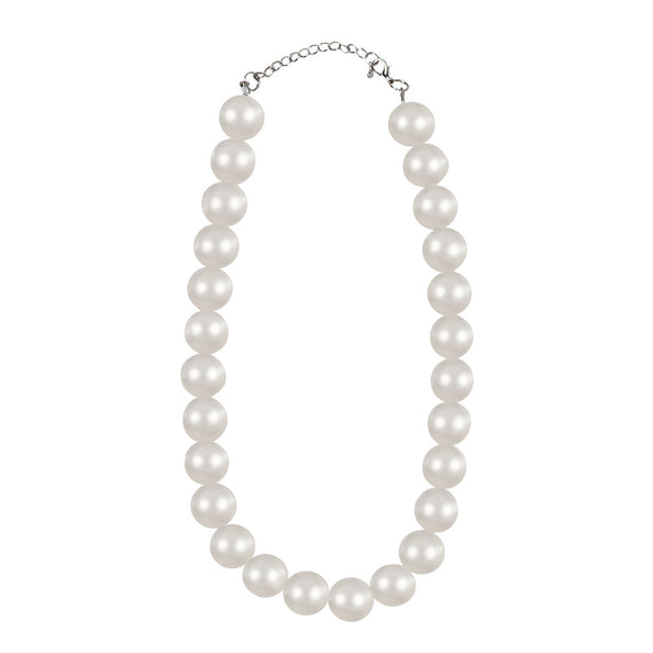 Ketting Marilyn met grote witte nepparels en zilverkleurige karabijnsluiting met verlengkettinkje