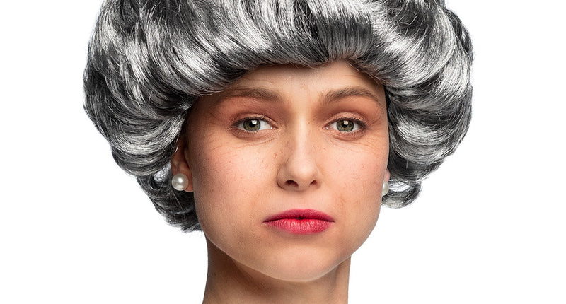 Boland Pruik Queen Elizabeth oma