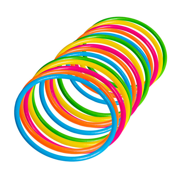 Set 15 armbanden Rave, dunne neon armringen in blauw, groen, geel, oranje en roze naast elkaar