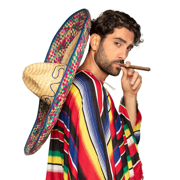 Sombrero Enrique met naturel bol en gevlochten rand in roze en groene ruitjes, op de rug gedragen voor carnaval
