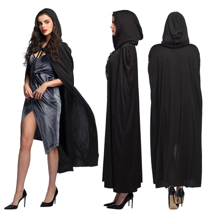 Cape Dusk zwart van voor, zij en achter: vloerlange zwarte cape met aangezette kap