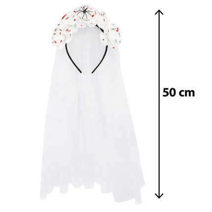 Diadeem Bleeding blossom los: zwarte haarband met witte bebloede rozen en doorschijnende witte sluier van 50 cm