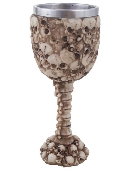 Drinkbeker skeletons, botwitte kelk vol schedels met wervelkolomsteel en metalen rand voor Halloween