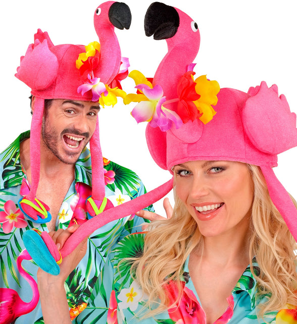 Flamingo hoed hawaii gedragen door dame en heer bij tropische blouse op themafeest