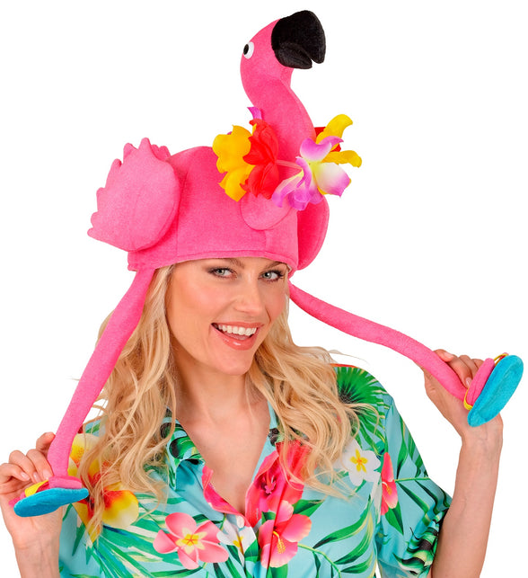 Flamingo hoed hawaii op het hoofd van een dame, lange flamingopoten langs het gezicht