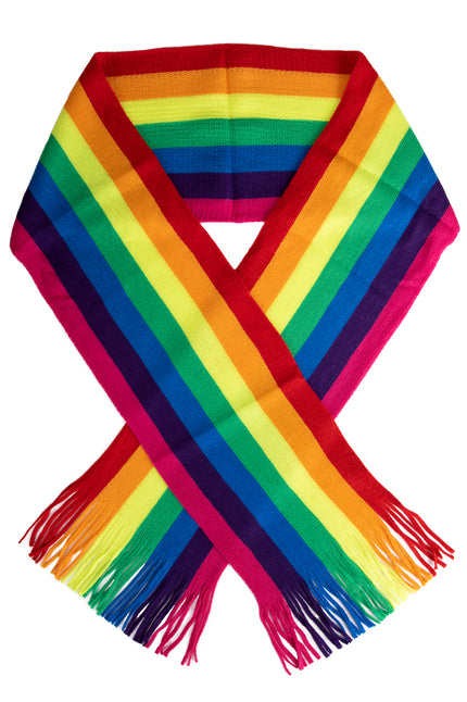 Gebreide regenboogsjaal met zeven kleurbanen en franjes, gekruist gelegd, voor Pride