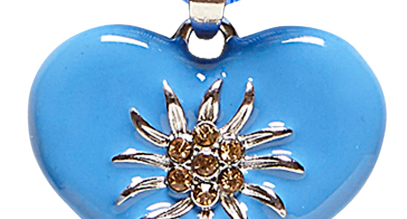 Halsketting met azuurblauw hart en zilverkleurige edelweiss met strassteentjes, close-up