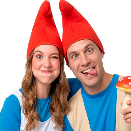 Hoed dwerg rood gedragen door dame en heer, rode puntmutsen bij een blauw dwergenkostuum