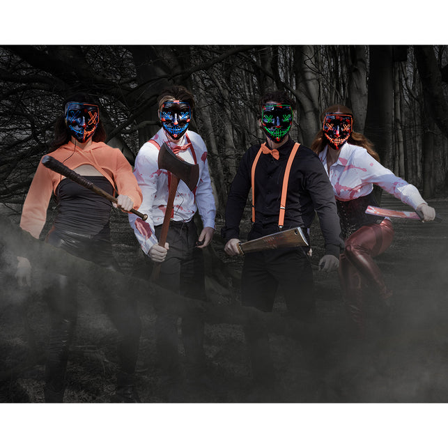 LED masker Killer smile duo gedragen door een groep in een mistig bos tijdens Halloween
