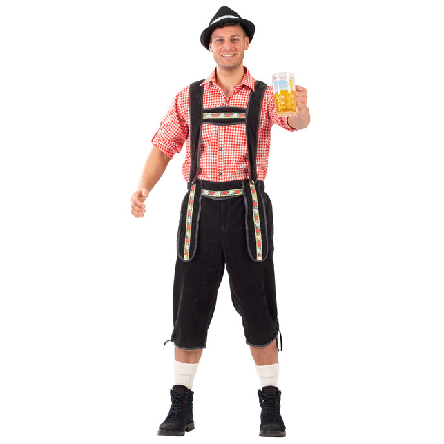 Lederhosen Lars zwarte tirolerbroek met bretels en edelweissband, gedragen door heer op Oktoberfest