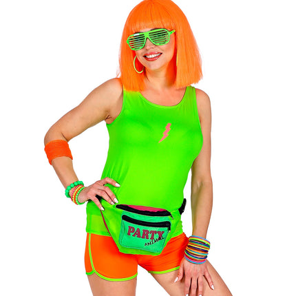 Neon groen hemdje gedragen bij fluororanje short, felgroene top voor een neon party