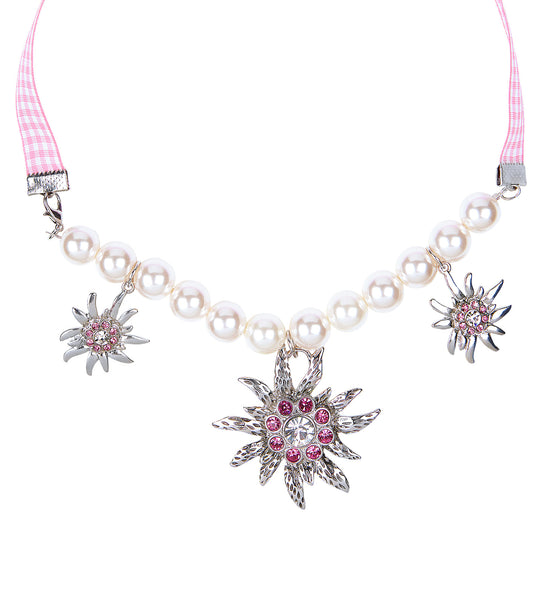 Oktoberfest ketting Dirndl met witte parels, drie zilverkleurige edelweissbedels en roze geruit lint