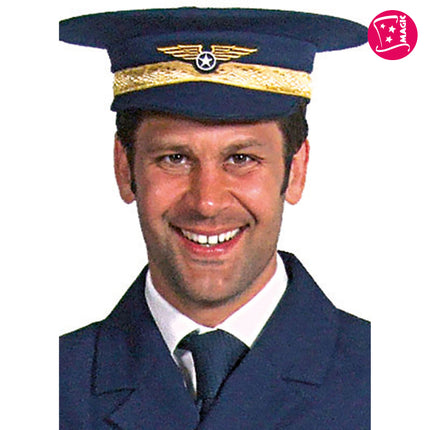 Piloten pet donkerblauw met gouden band en vleugelembleem, gedragen bij een uniformjasje op een themafeest