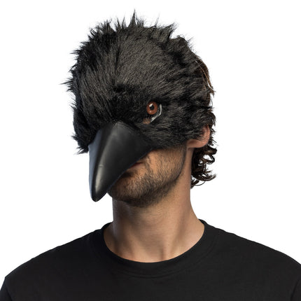 Pluchen halfmasker Kraai zwart gedragen, met bruine ogen en een lange snavel boven de mond, voor Halloween