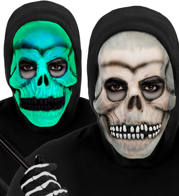 Schedelmasker gedragen: links groene nagloed, rechts botkleurige schedel bij daglicht