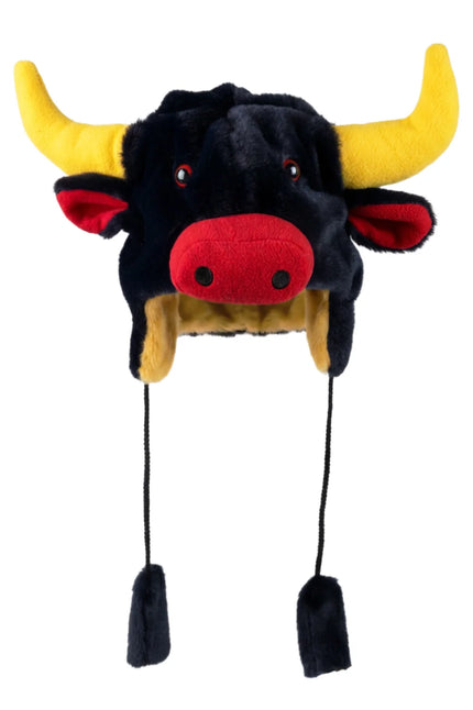 Stierenmuts Bullie Max in zwart pluche met gele hoorns, rode snuit en oorflappen met koordjes