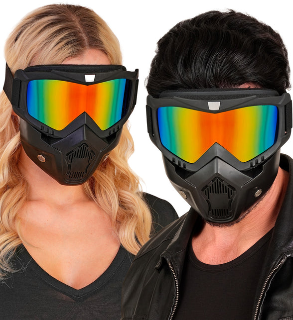 Tactisch masker regenboog gedragen door dame en heer op een themafeest