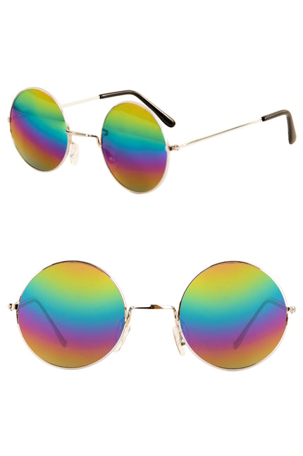 Uilebril regenboog met ronde spiegelglazen en zilverkleurig montuur voor een hippiefeest