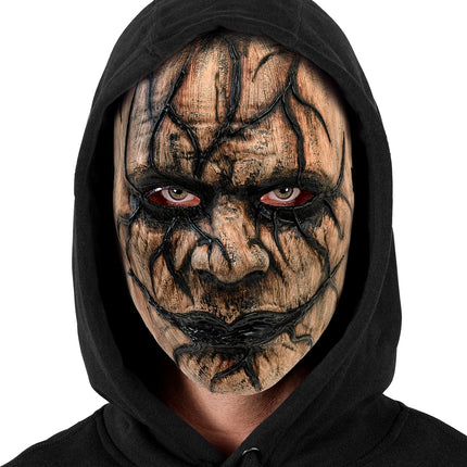 Venom masker heren onder zwarte capuchon, zwarte lijnen rond ogen en donkere mondveeg