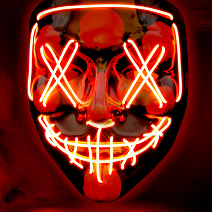 Zwart led masker met rode vlakken rond neus en wangen en fel rode lichtdraden