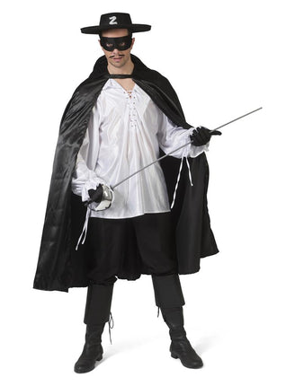 Zwarte cape Zorro met glans op model met wit hemd, glanzende zwarte stof, voor een themafeest
