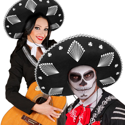 Zwarte sombrero Noah Mexico gedragen door dame en heer in mariachi-outfit voor Halloween