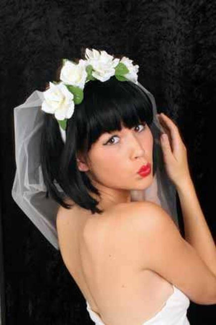 PartyXplosion Bride to be sluier met witte rozen